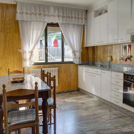 Simplistic Holiday Home In Combarro 100M To The Sea *